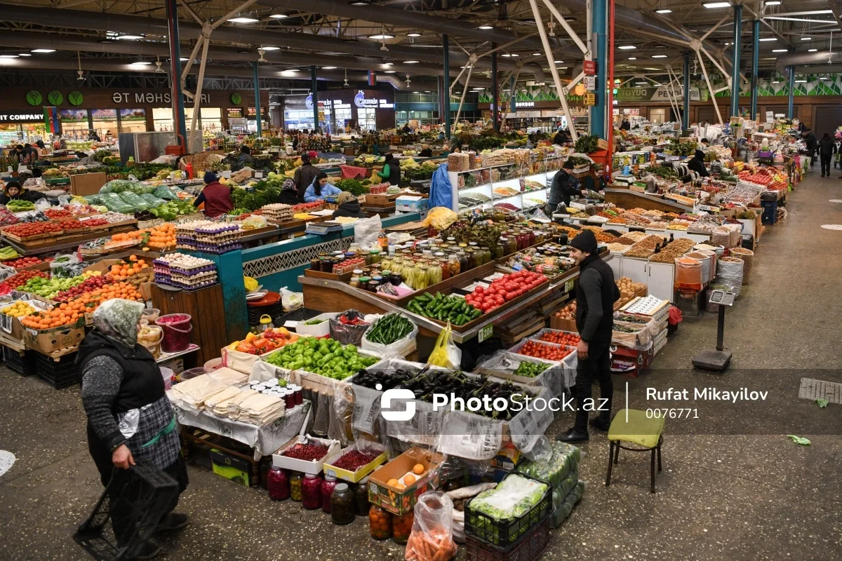 Yeni il bayramı ərəfəsində bazarlarda məhsul bolluğu var QİYMƏTLƏR