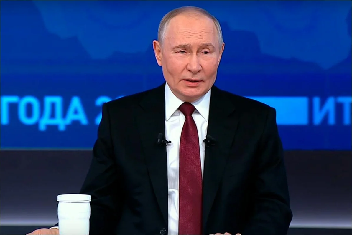 Putin: Hələb 350 döyüşçünün gücü ilə ələ keçirilib