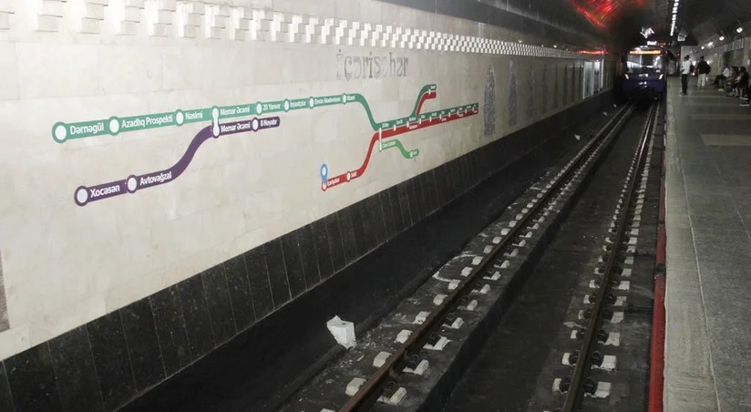 Bakı metrosunda ilk dəfə dəmirbeton bloklar tətbiq edilib