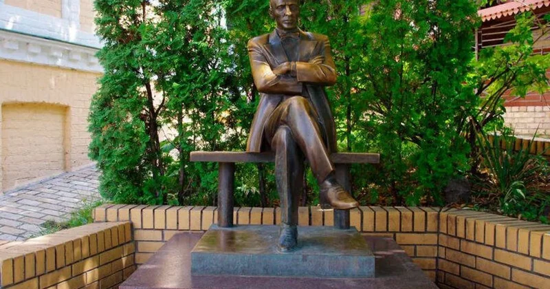 Kiyevdə Rusiyaya aid daha bir neçə abidə söküləcək