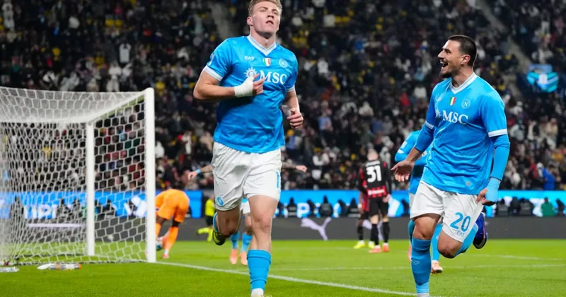 İtaliya Superkubokunda ilk finalçı bəlli oldu VİDEO