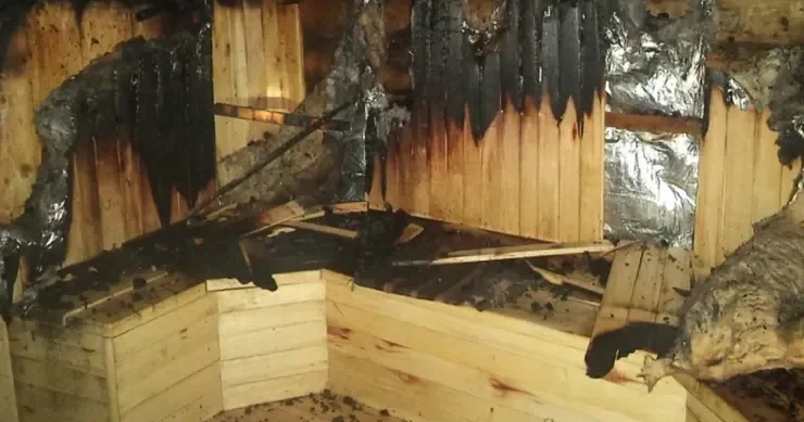 Ər arvad saunada diri diri yandı