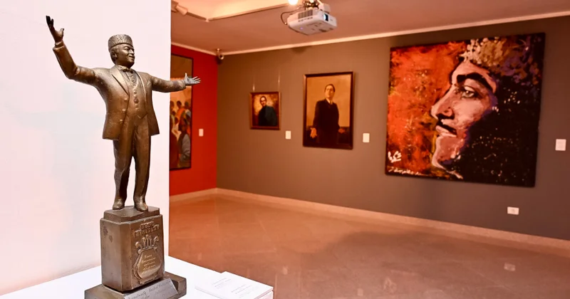 Открылась выставка Цвет голоса , посвященная 110 летию Рашида Бейбутова