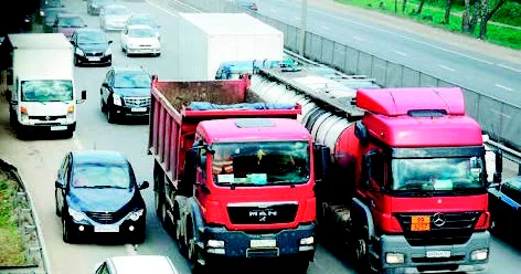 “Yol verin, yük maşını gəlir”