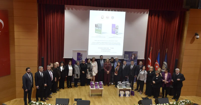 В Анкаре презентованы книги об успехах Азербайджана, достигнутых под руководством Президента Ильхама Алиева