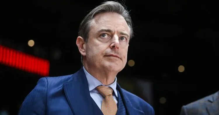 Rusiya aktivləri məsələsində beynəlxalq hüquq qalib gəldi Belçikanın Baş naziri