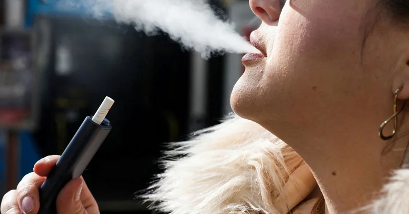 Elektron siqaretlərlə bağlı qadağalar Birinci oxunuşdan keçdi