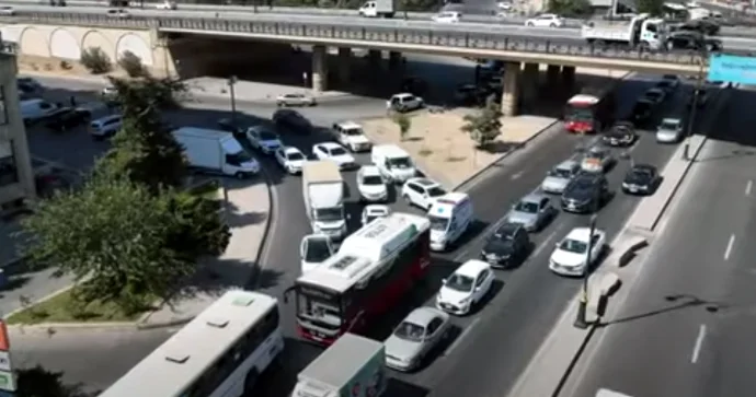 Sürücülərin həyatını təhlükəyə atan yol Siqnal dərdi nə zaman bitəcək? VİDEO