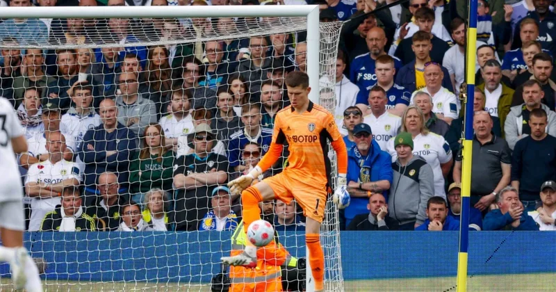 İtaliya nəhəngləri “Lids”in qapıçısı üçün yarışır