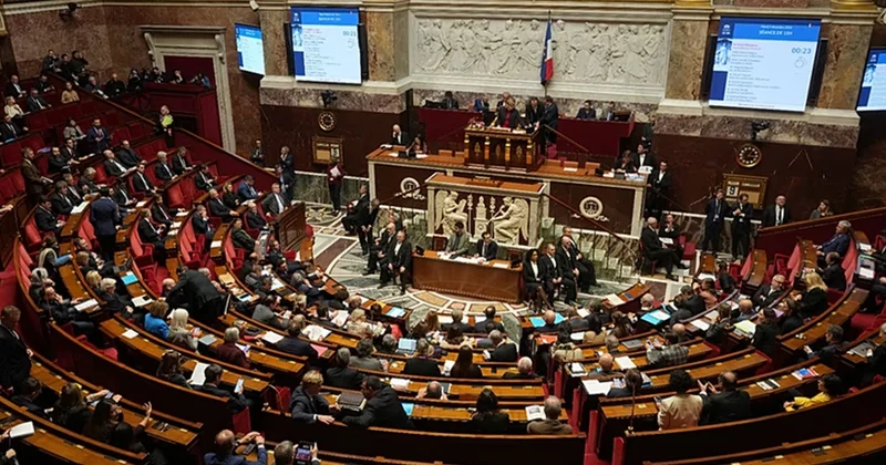 Fransa parlamenti razılığa gələ bilmədi