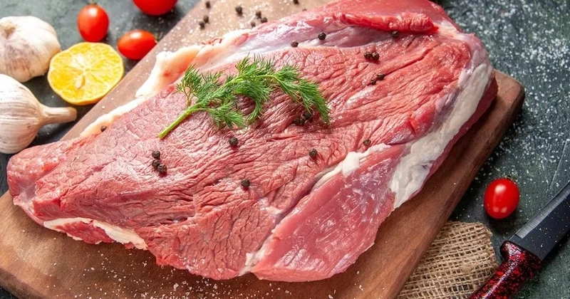 Somalidən onlarla ton dondurulmuş qoyun ətini Azərbaycana kim gətizdirib? RƏSMİ