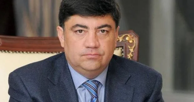 Ramiz Mehdiyevin kürəkəni qalmaqallı klinikadan danışdı