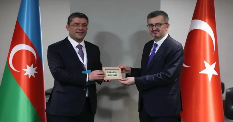 Əhməd İsmayılov Burhanettin Duranla görüşüb