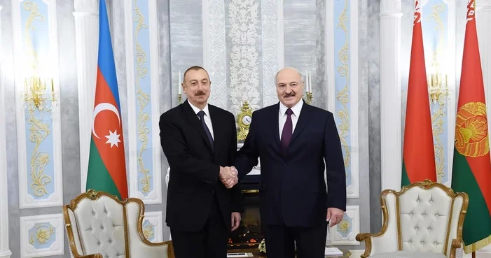 Александр Лукашенко поздравил Президента Ильхама Алиева