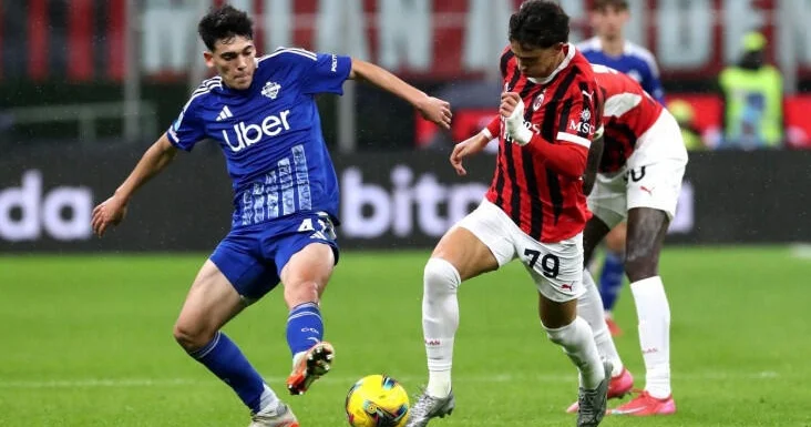 Стало известно, где пройдет матч "Милана" и "Комо"