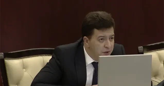 Qalib və güclü ilə danışarkən həddinizi biləcəksiniz Deputat Avropa Parlamentinə qəzəbləndi