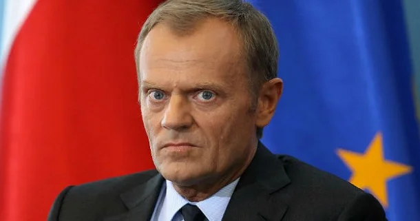 Tusk ukraynalıları tənqid etdi