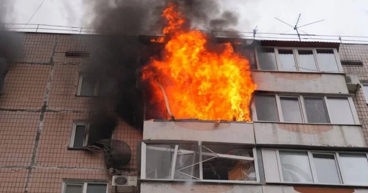 Пятеро пострадавших в Запорожье: российский обстрел разрушил жилые дома