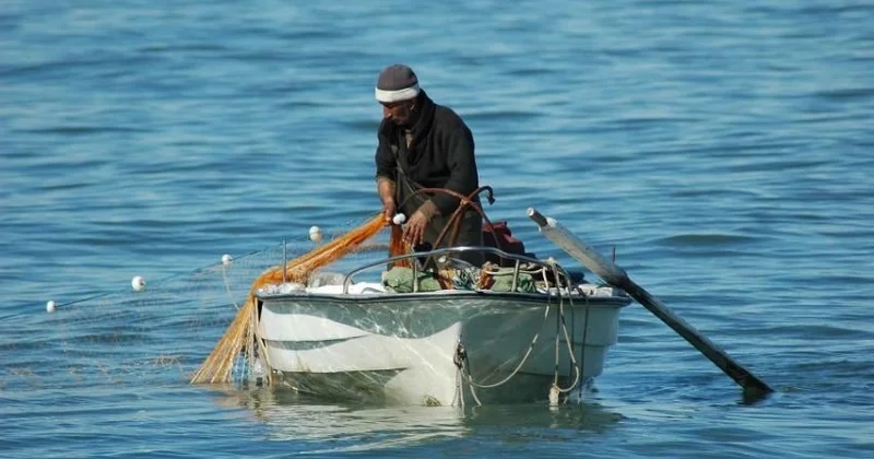 İtikin düşən digər balıqçının meyiti İranda tapıldı VİDEO