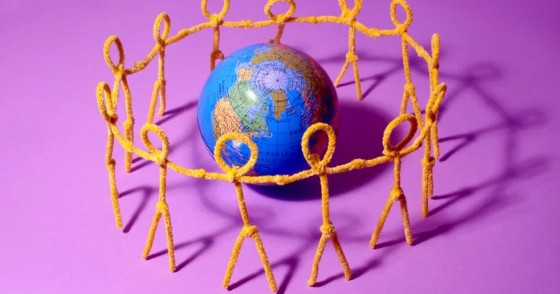 Həmrəylik uçbucağı: dil, din, dəyər