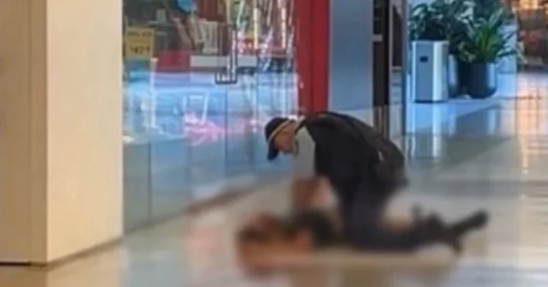 Ticarət mərkəzində 27 yaşlı kişi insanlara hücum edib, ölən və yaralılar var VİDEO