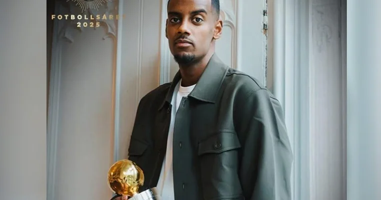 Aleksandr İsak İsveçdə ilin ən yaxşı futbolçusu seçilib