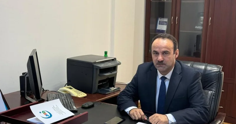 Ikiüzlülüyün, qərəzin bariz nümunəsi