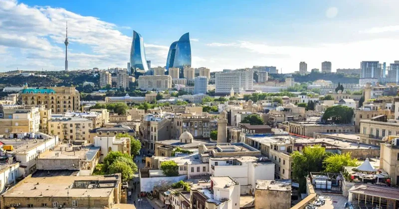 Bakını məşhur turizm şəhərinə necə çevirək? KONKRET