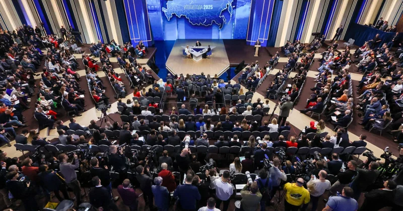 Putin: Biz də gələn il sülh içində yaşamaq istərdik