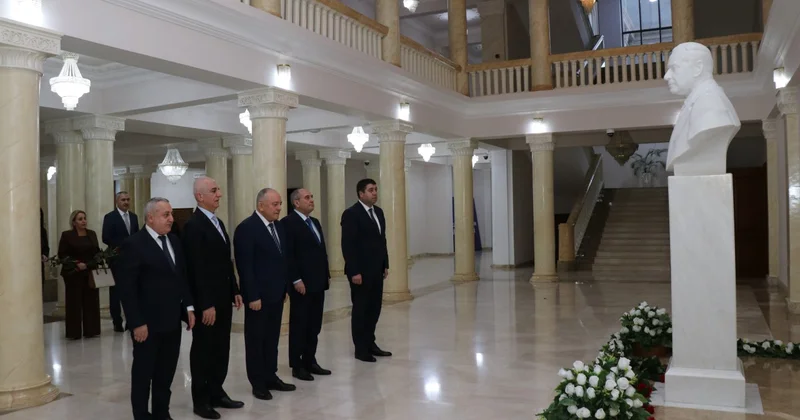 YAP “Ulu Öndər Heydər Əliyev yolunun Müzəffər davamçısı” adlı tədbir keçirdi FOTOLAR