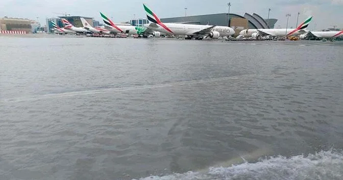 Dubayda 200 dən çox reys ləğv edildi SƏBƏB KONKRET