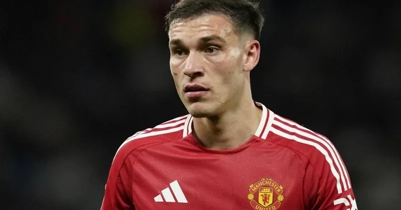 “Qalatasaray” “Mançester Yunayted”in yarımmüdafiəçisi ilə danışıqlar aparıb