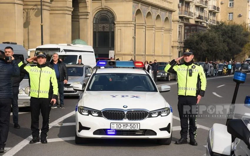 Azərbaycanda 20 Yanvar şəhidlərinin xatirəsi bir dəqiqəlik sükutla yad olunub AzPolitika onlayn siyasi ictimai qəzet