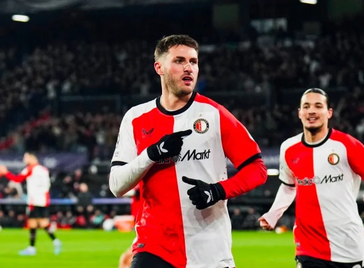 Feyenoord un hücumçusu Milan a keçə bilər