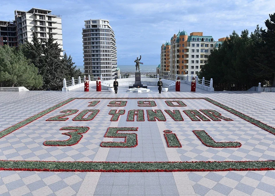 Sumqayıtda 20 Yanvarla əlaqədar anım mərasimi keçirilib FOTO