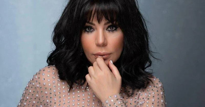 Mən İlhamə xanımı təriflədikcə, o, məni PİSLƏYİRDİ