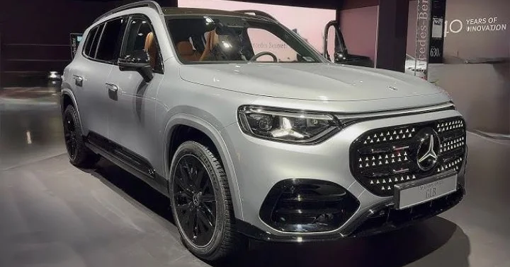 Mercedes GLB nin Macarıstanda istehsalına başlanılıb
