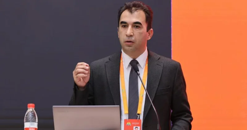 Azərbaycan dilinin Çində tədrisi missiyasını həyata keçirmək şərəfli işdir Aqşin Əliyev: