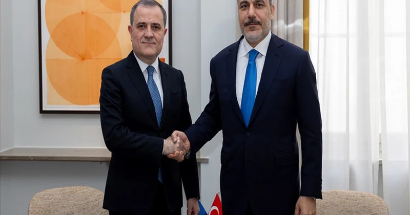 Azərbaycan və Türkiyə XİN rəhbərləri regional məsələləri müzakirə edib