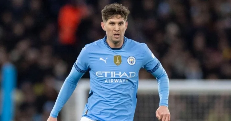 Fənərbaxça ingilis müdafiəçi üçün hərəkətə keçdi