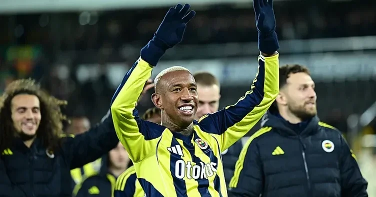 “Fənərbağça”nı kürəyində daşıdı, müqaviləni aldı