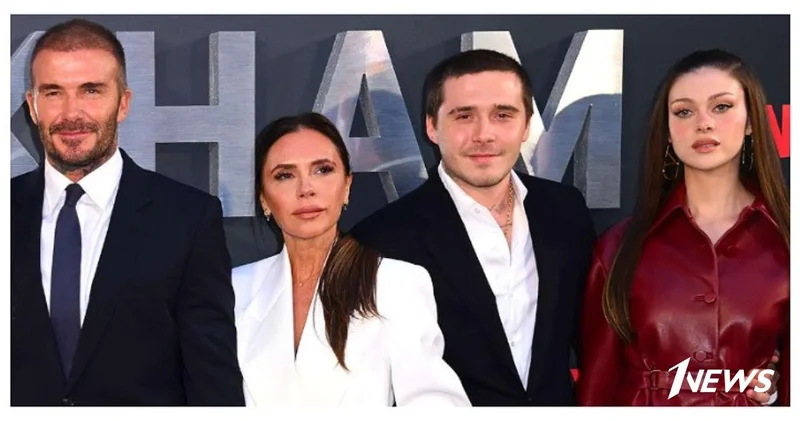 Сын Дэвида и Виктории Бекхэм впервые откровенно рассказал о давлении родителей, унижениях и семейных интригах ФОТО