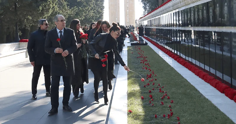 Azərbaycan Universitetində 20 Yanvar faciəsi anıldı Fotolar