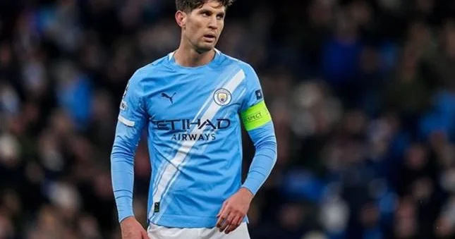 Mançester Siti dən getməyə hazırdır