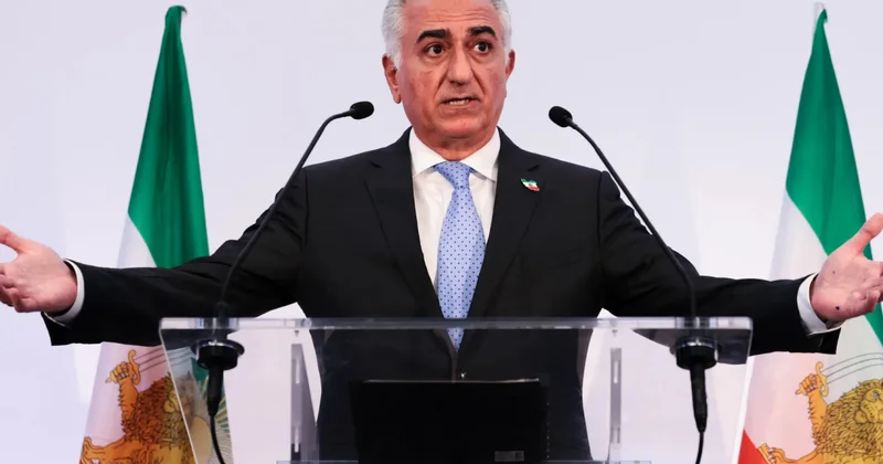 Пехлеви бросил вызов Хаменеи и позвал на улицы