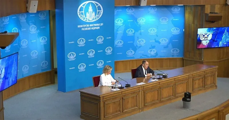 Лавров выразил недоумение по поводу обвинений Еревана в адрес Москвы о гибридных угрозах