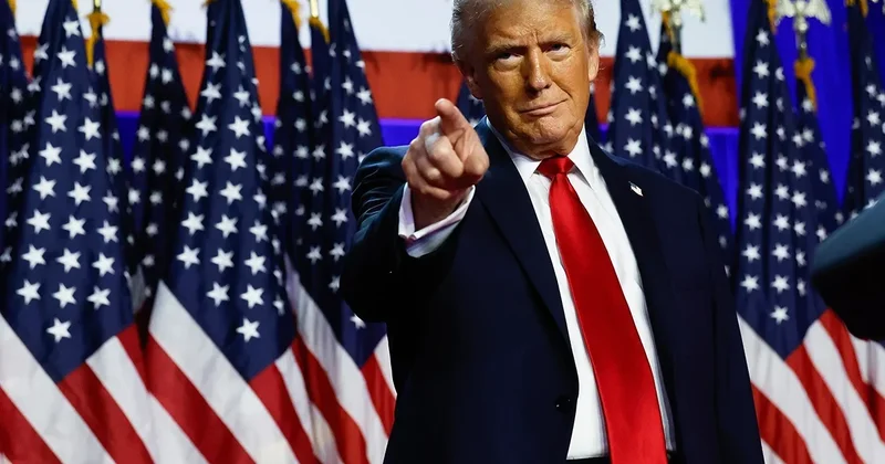 Tramp: Britaniyanın ABŞ bazasının yerləşdiyi adanı təhvil vermək istəyi “böyük axmaqlıq”dır