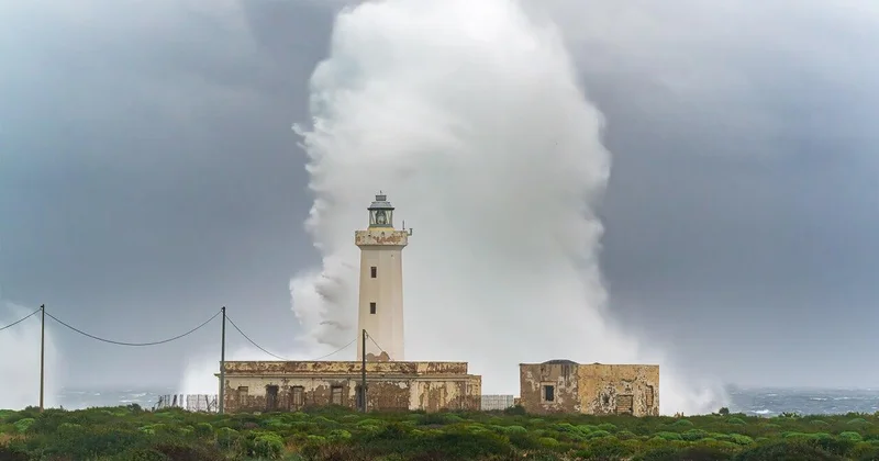 Штормы обрушились на страны Средиземноморья ФОТО ВИДЕО