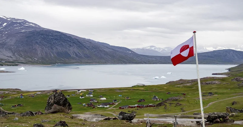 Евросоюз хочет максимально вложиться в Гренландию