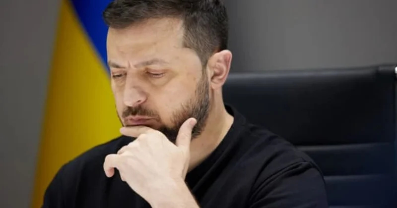 Зеленский не едет в Давос новость дополнена